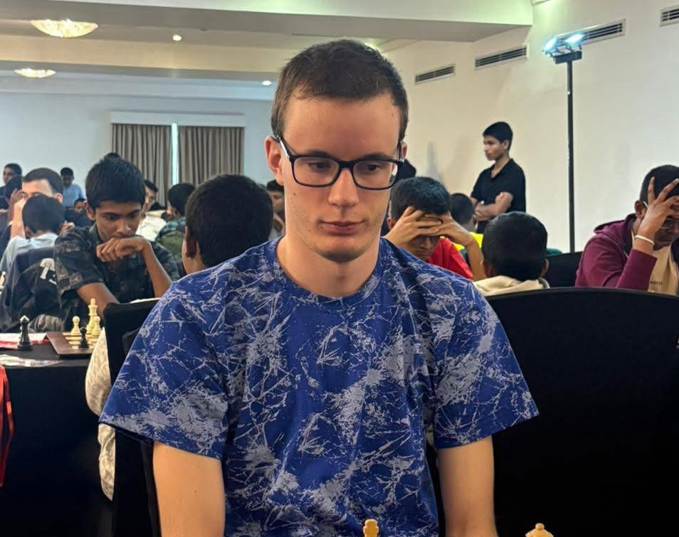 Konstantin Popov has become West Asia junior champion