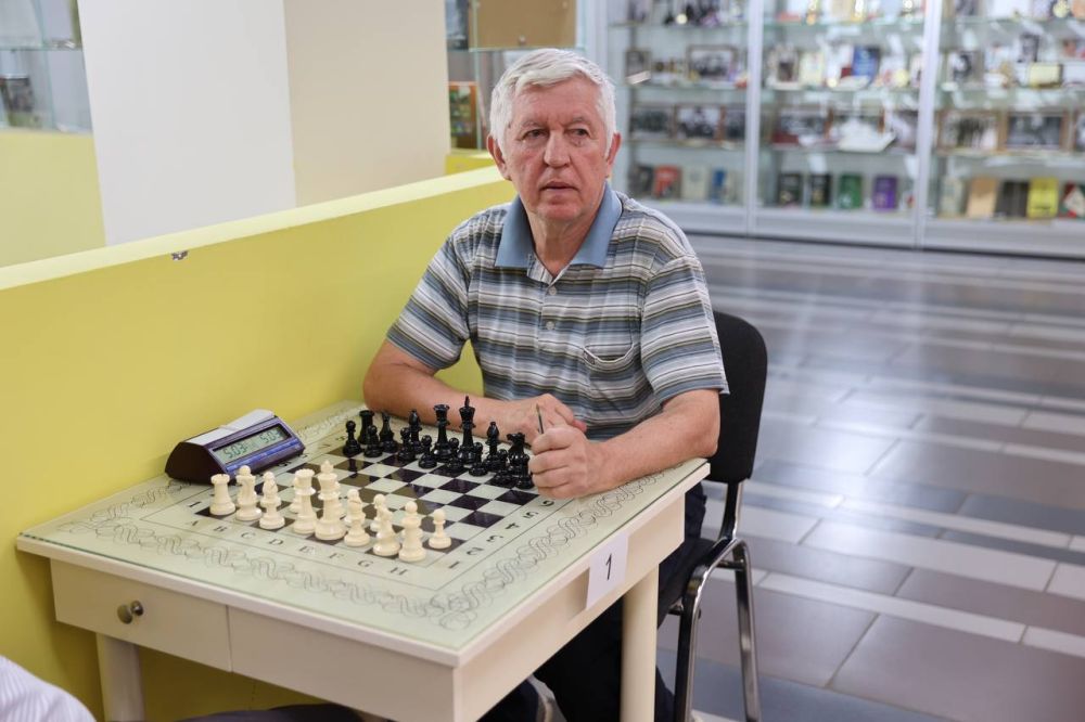 Владимиру Бахтину присвоено звание мастера ФИДЕ