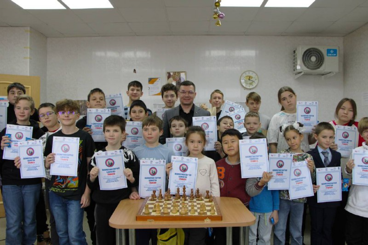 «Единая Россия» провела всероссийскую «Шахматную партию единства» в регионах