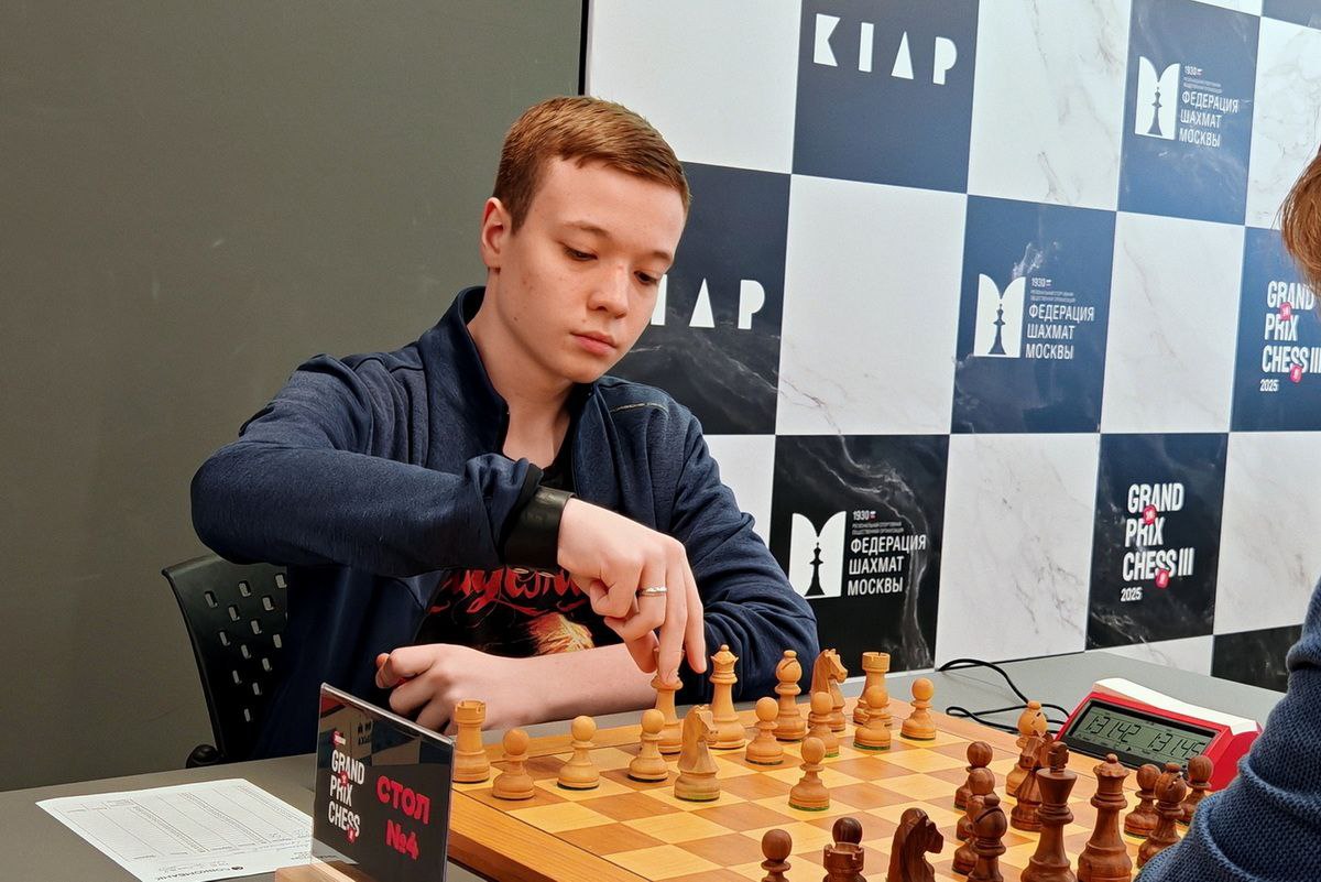 Святослав Лисенков выполнил норму международного мастера