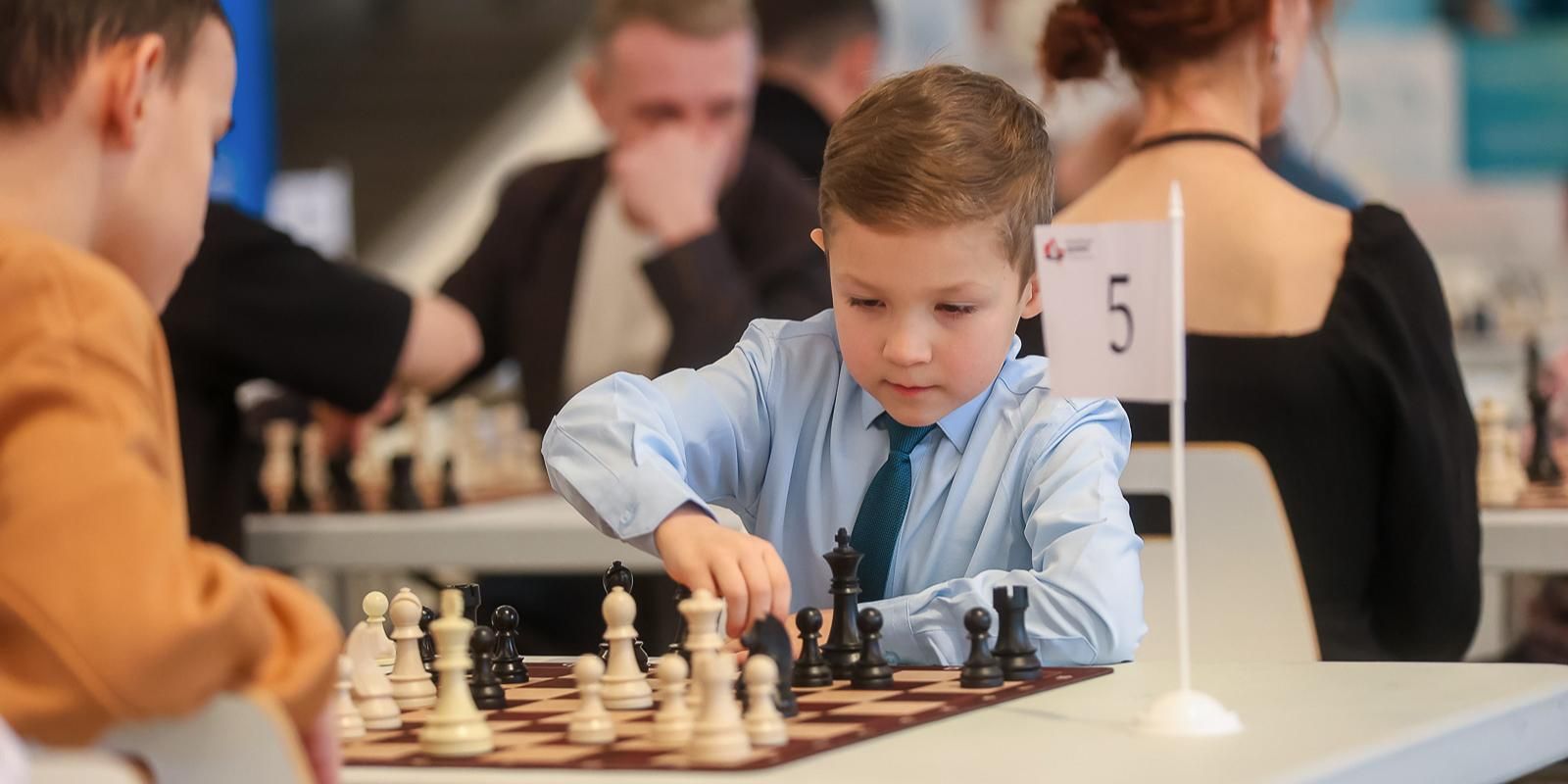 В столице прошел семейный шахматный турнир «Ход конем»