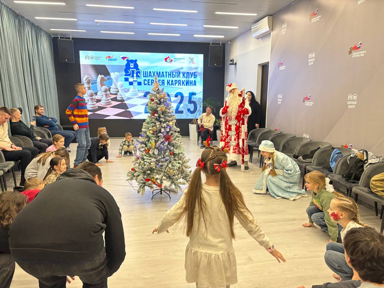 Новогодняя сказка для детей героев